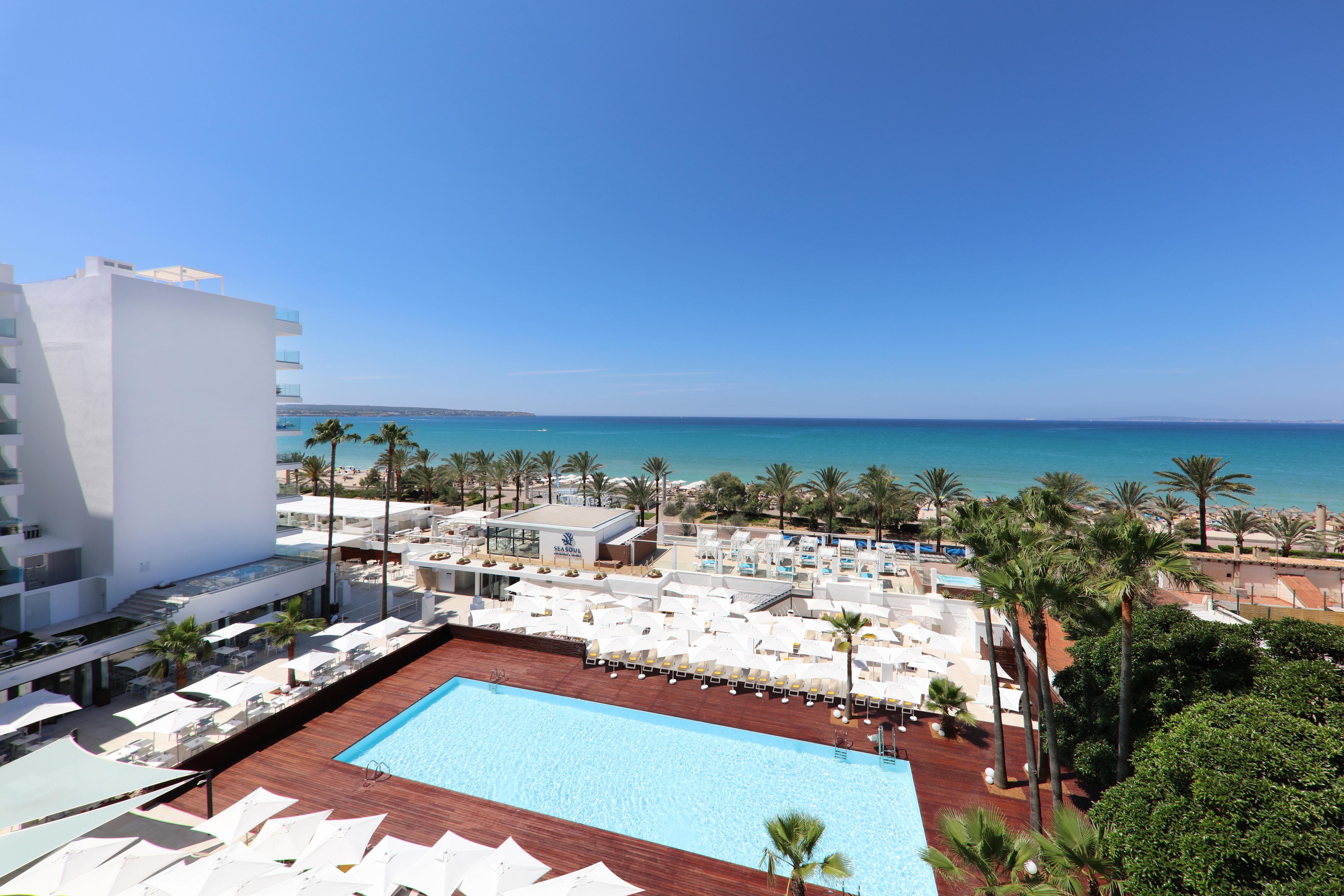 Iberostar Waves Bahia De Palma - Adults Only Hotel Playa de Palma  Exterior photo